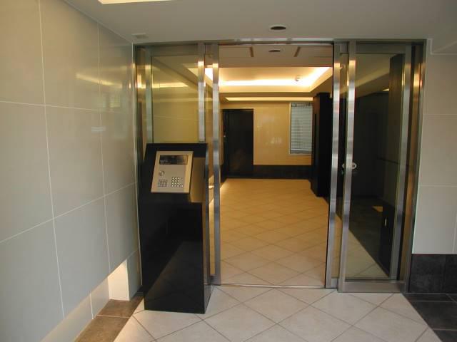 ヴェルト横濱石川町6階 エントランス