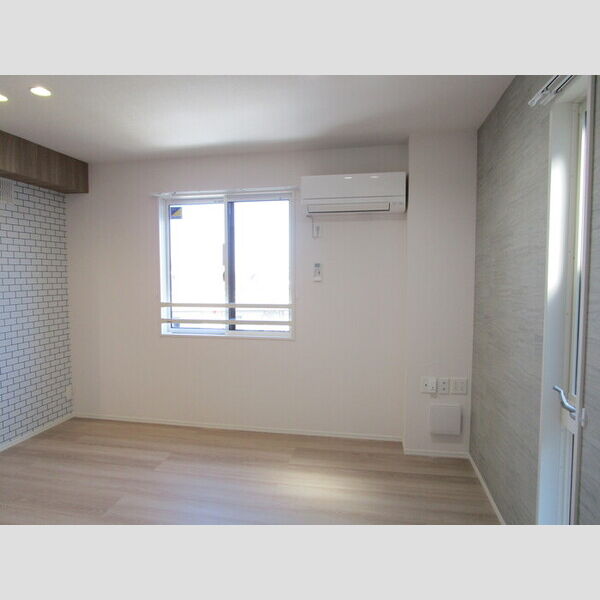 ラ・ペッシュ306号室 洋室②