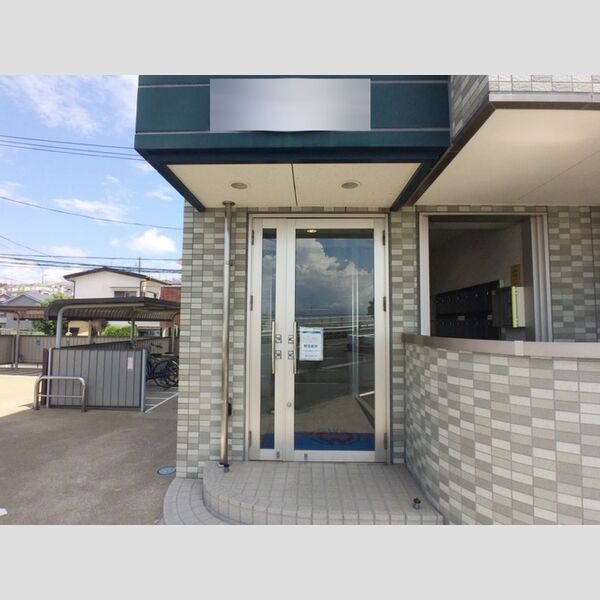 GLOIRE　MANSION304号室 エントランス