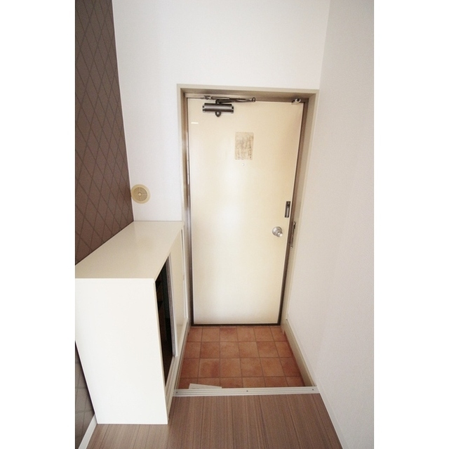 エクセル斉藤202号室 玄関