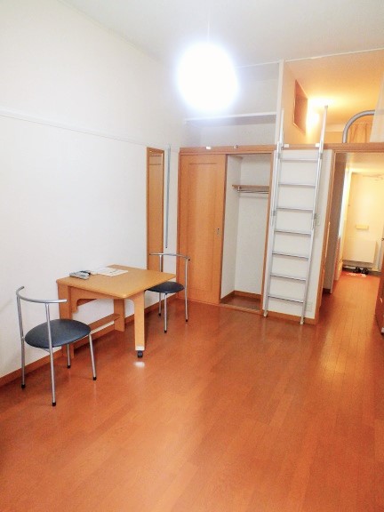 レオパレスオールイン 内観