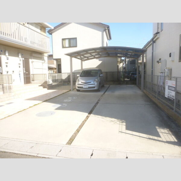 コリーヌ　A棟 駐車場(要空き確認)