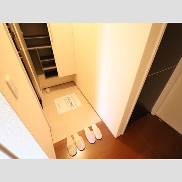 プワールおおたかの森　Ⅲ 玄関