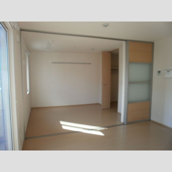 ファルツ大宮303号室 洋室