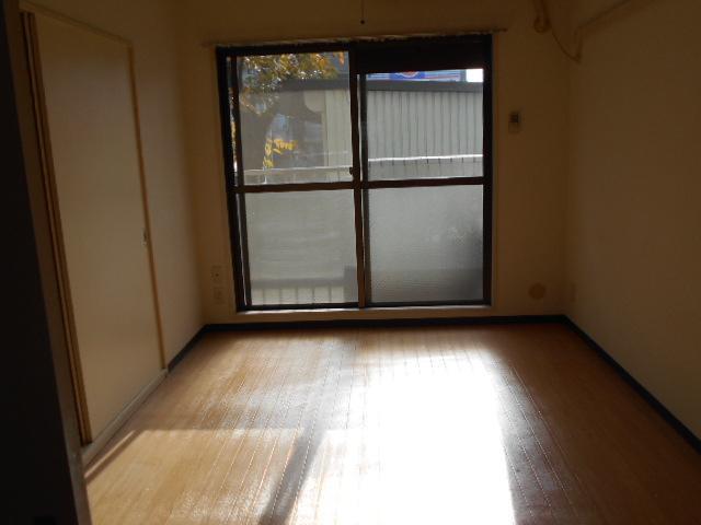 レオドール府中1階 収納