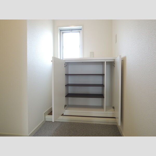 パーク・サイド杉浦　2 シューズボックス