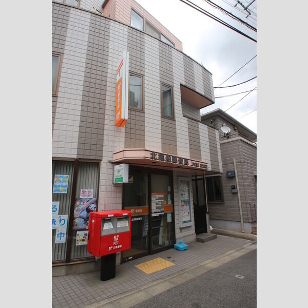 D-room梶原 北堀船郵便局 約300m