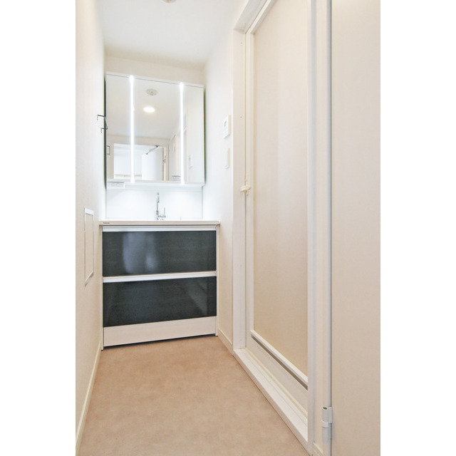 オーパスホームズ三田0804号室 内観