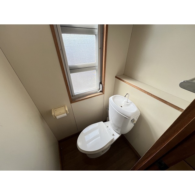 五本木アパートメンツ 温水洗浄便座新設予定◎