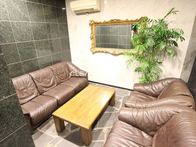 菱和パレス青山南7階 ホテルのようなロビー