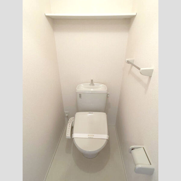 レイディアント 温水洗浄暖房便座トイレ