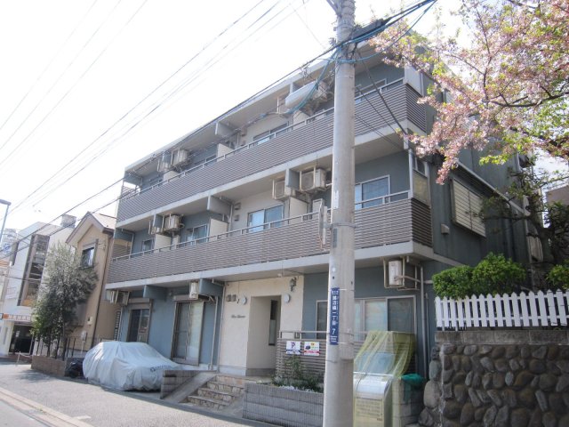 ブルーシャトーの外観画像