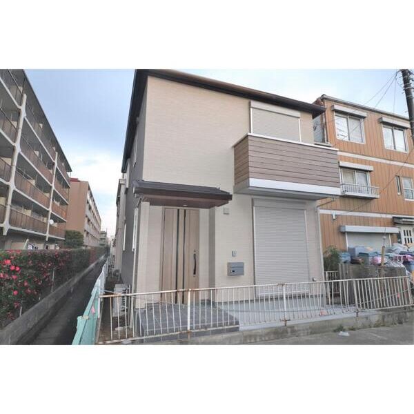 高津区新作6丁目戸建 外観