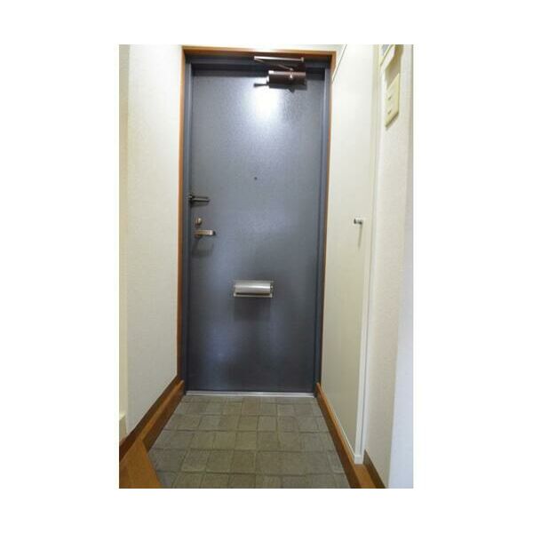 キャピタルプラザ 玄関