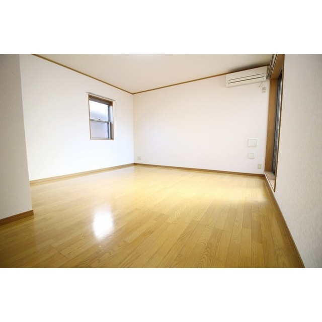 アムール Vert U103号室 リビング