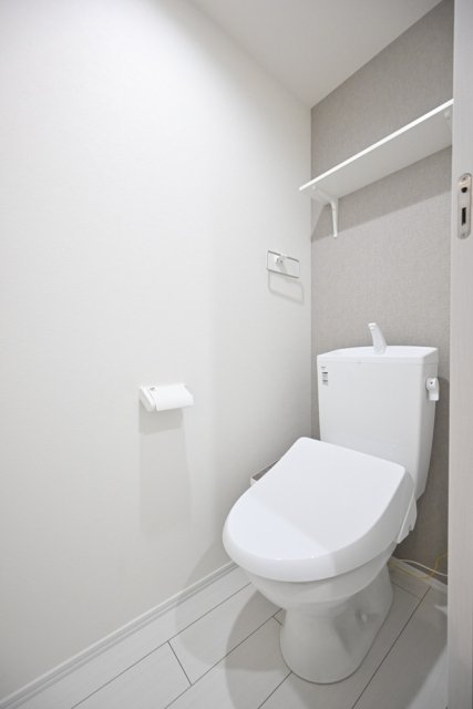 Ｒｅｓｉｄｅｎｃｅ　南千住4階 トイレ