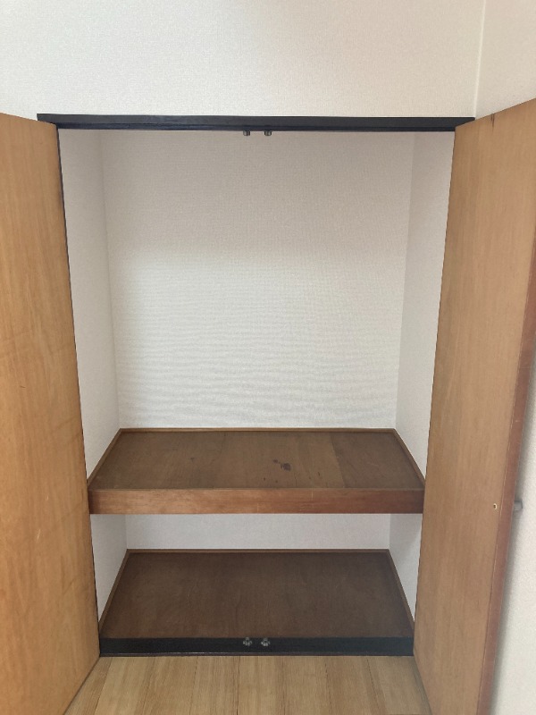 コーポカワバタ 収納