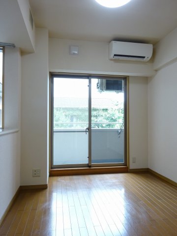 菱和パレス桜台 リビング