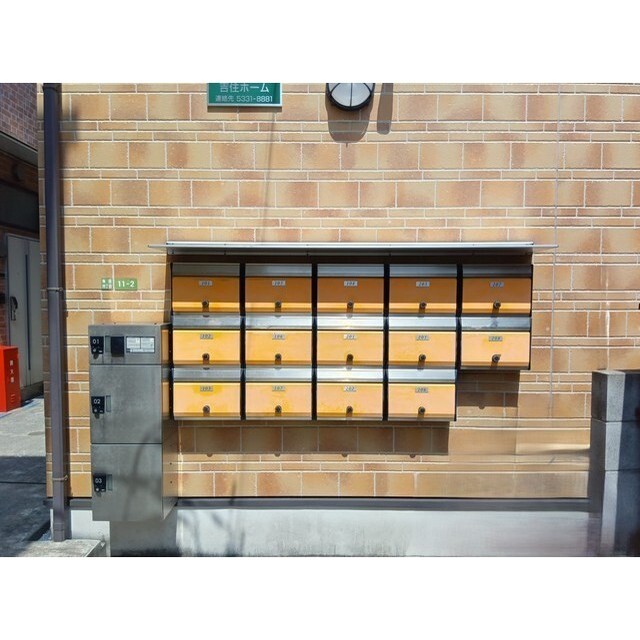 BRITISH PLUM2階 外観