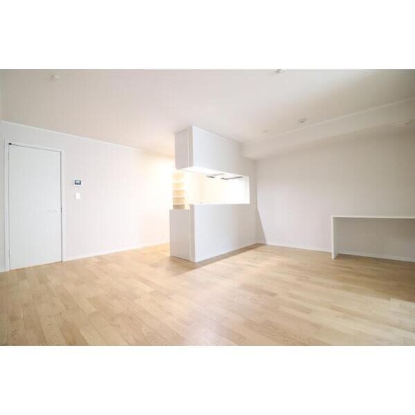 つげたそう4号室 リビング