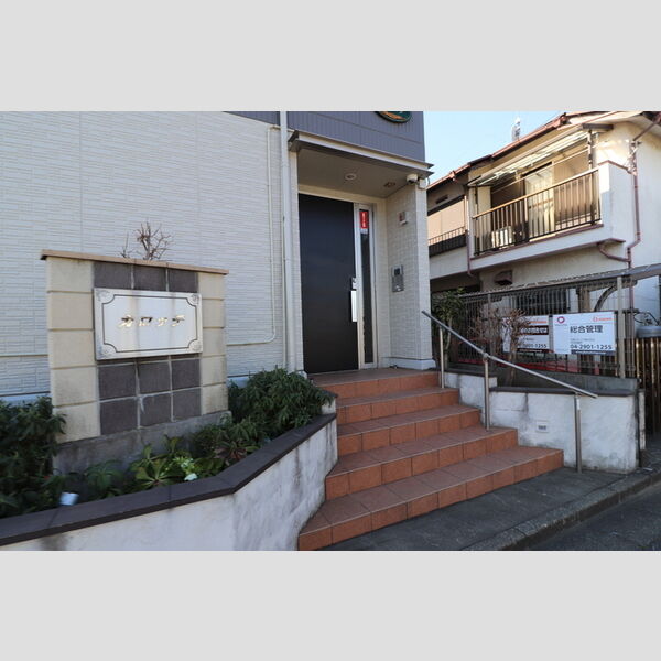 カロッテ エントランス