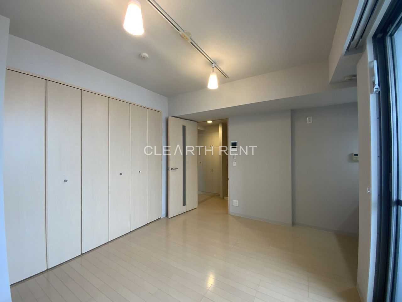 コンシェリアＲ 横濱桜木町9階 開放感のある居室/豊富な収納スペース