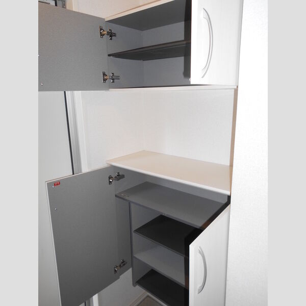 フローラ(新座)205号室 玄関