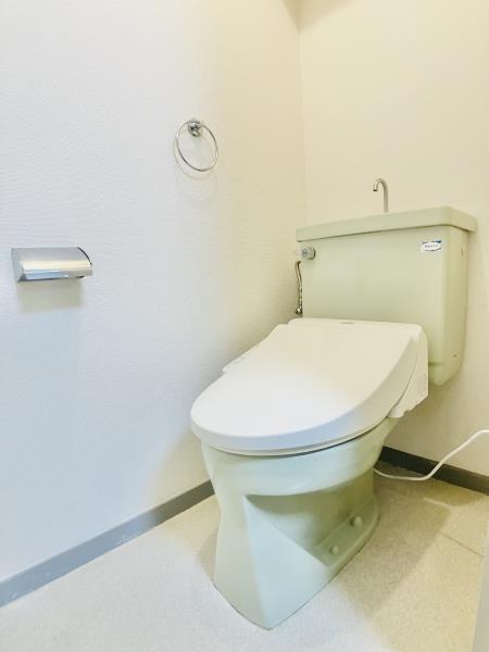 ファミール若月2階 トイレ