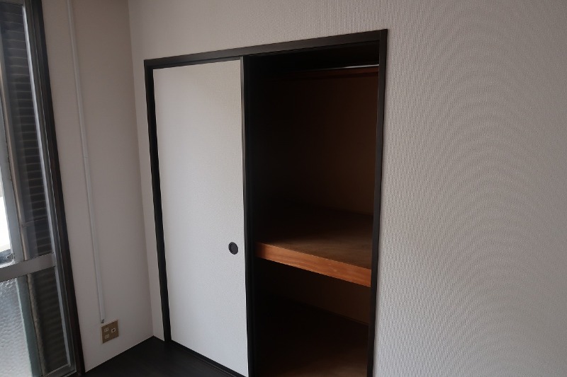 メゾンプラターヌ1階 収納