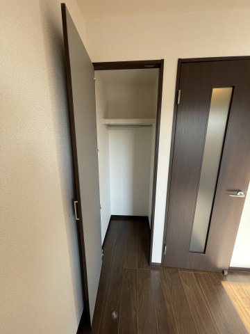 チャオ本厚木303号室 収納