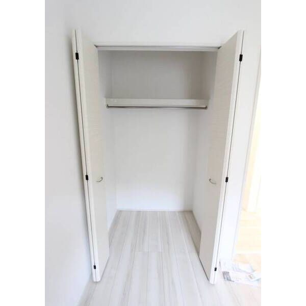 Sumai-to武蔵村山市中央030001号室 収納