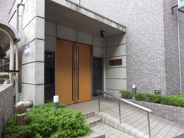 ベルドミール高幡0501号室 エントランス