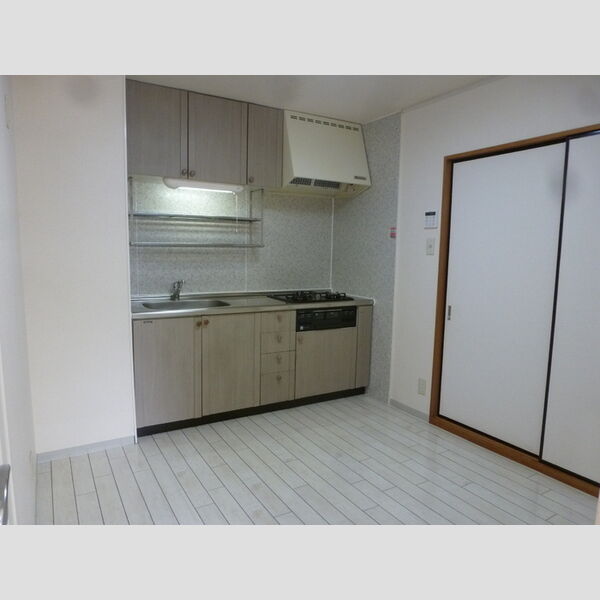 ヴァンベール東川口　Ⅰ/Ⅱ/Ⅲ キッチン