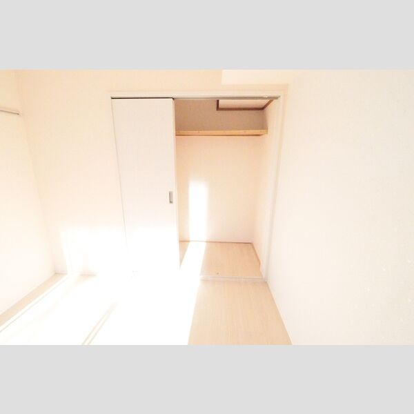 ヴィラアルテミス 押入(洋室6帖)