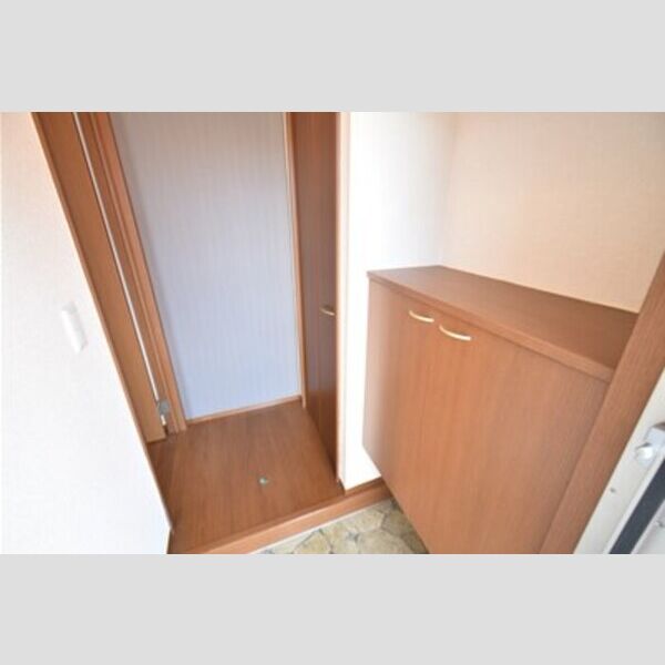 オークリーフ 玄関