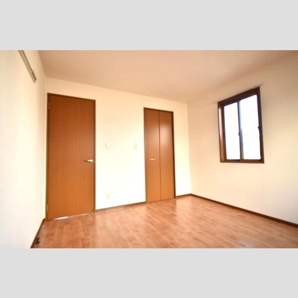 プリマベーラ・ユカ　A102号室 7帖洋室