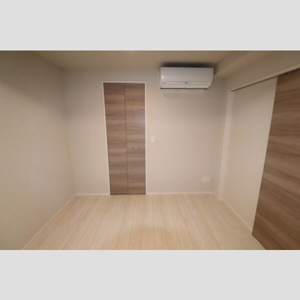 サンジョイアゼロ307号室 洋室5.7帖