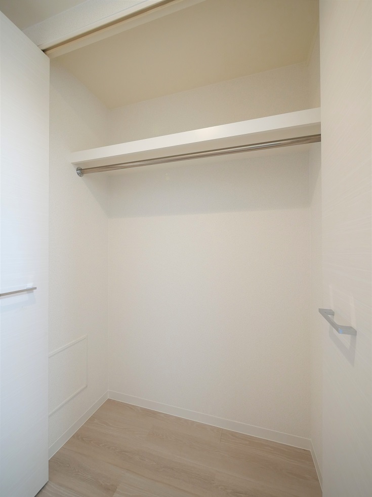 レアライズ西川口 内観