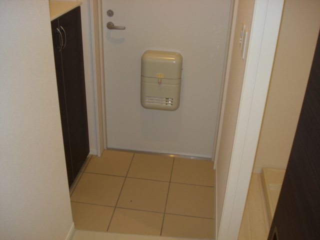 イトビューパレス 玄関