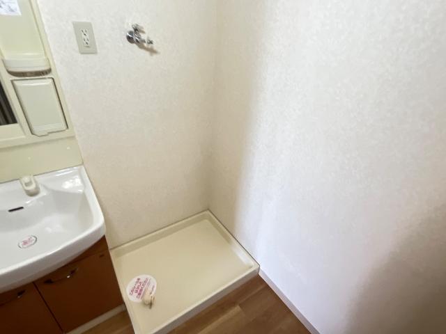 plaisir　（プレジール）102号室 洗濯機置場