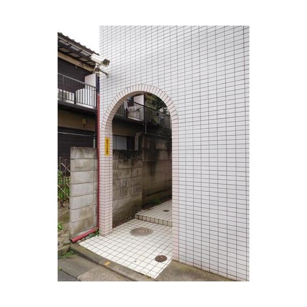 メゾンドロワール103号室 エントランス