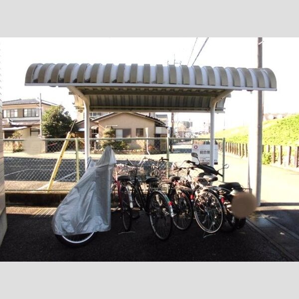 パレススリーゼ 駐輪場