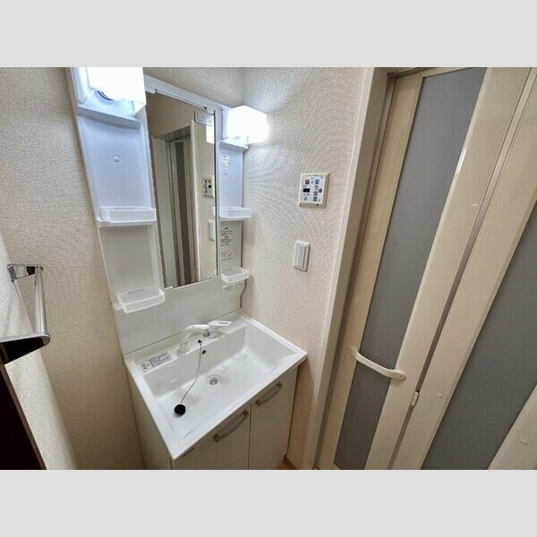 ユウ・カサグランデ 洗面所