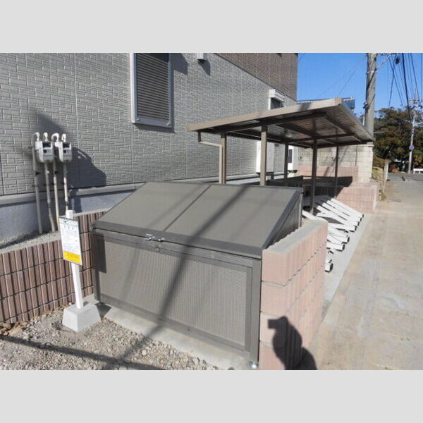 ステラ101号室 ゴミ置き場