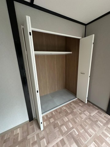 荒幡　リノベ　レトロ戸建 収納