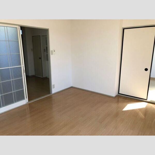 シティウィングCD　C105号室 洋室①8帖