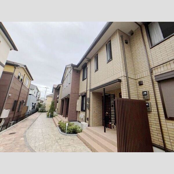 コンフォルト エントランス