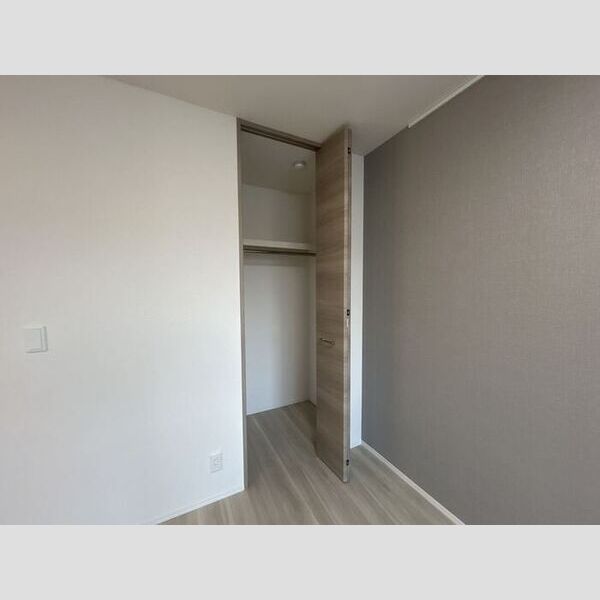 セレスティア加賀 201号室　収納