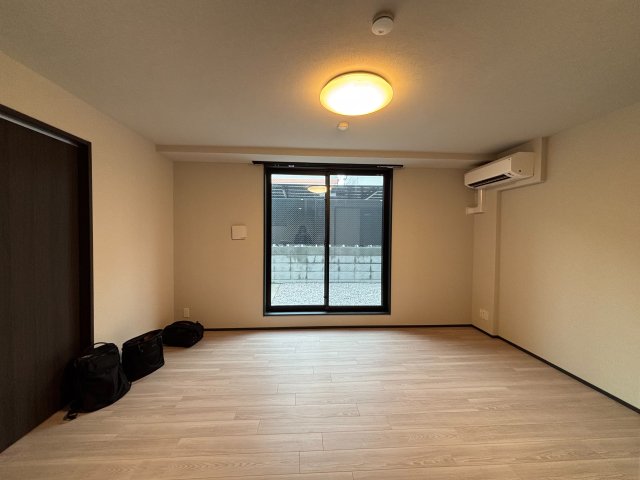 402号室