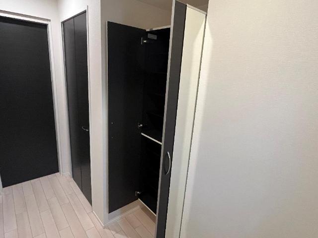 Ｌuminare yuki（ルミナーレ　ユキ） 下駄箱